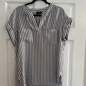 Striped Gray and White Women's Top Jones New York